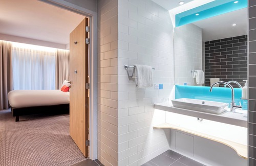 Antwerp Hotel | Holiday Inn Express Antwerp City Centre by IHG