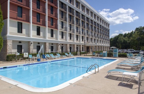 College Park Hotel | Holiday Inn Express Atlanta Airport - College Park by IHG