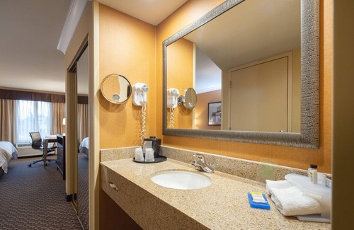 Castro Valley Hotel | Holiday Inn Express Castro Valley - East Bay by IHG