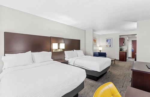 Nitro Hotel | Holiday Inn Express Hotel & Suites Cross Lanes by IHG
