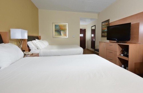 Archdale Hotel | Holiday Inn Express Hotel & Suites High Point South by IHG