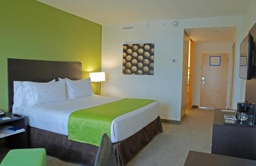 Managua Hotel | Holiday Inn Express Managua by IHG