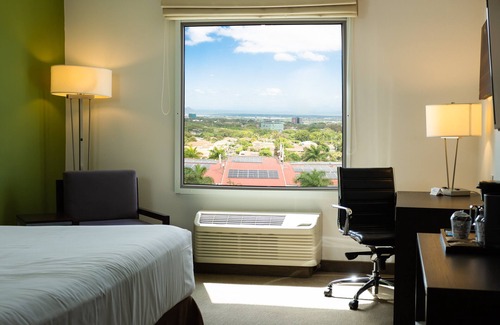 Managua Hotel | Holiday Inn Express Managua by IHG