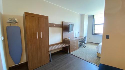 Santa Fe Hotel | Holiday Inn Express Mexico Santa Fe by IHG
