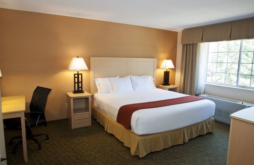 North Conway Hotel | Holiday Inn Express North Conway by IHG