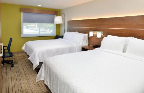 Santa Rosa Hotel | Holiday Inn Express - Santa Rosa North by IHG