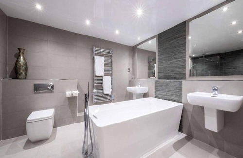 East Boldon Hotel | Holiday Inn Newcastle South by IHG