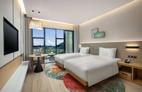 Huaxi Hotel | Holiday Inn Resort Guiyang Qingyan by IHG