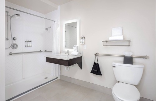 Surfside Beach Complejo | Holiday Inn Resort Oceanfront at Surfside Beach by IHG