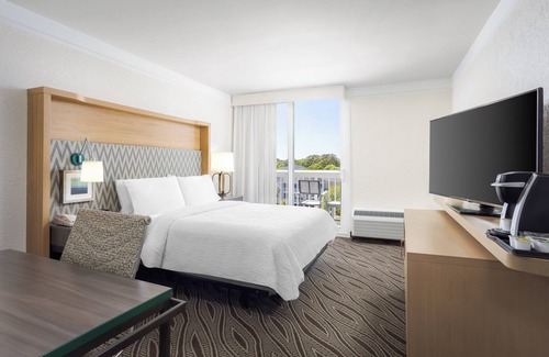 Surfside Beach Complejo | Holiday Inn Resort Oceanfront at Surfside Beach by IHG