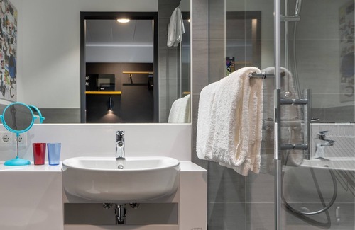 Munchen District Hotel | Holiday Inn - the niu, Fury Aschheim Messe by IHG