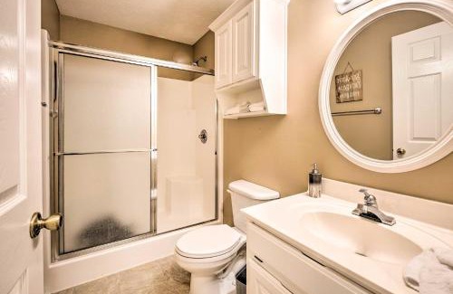 Eureka Springs Casa | Holiday Island Home Fire Pit and Boat Parking!