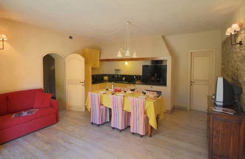 Castelfranco di Sopra Apartamento | Casa en Chianti con piscina y vistas