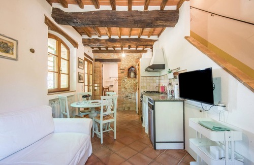 Castelnuovo Berardenga Casa | Casa Vacaciones "Forestería independiente en el Chianti" con Piscina, Jardín y Wi-Fi