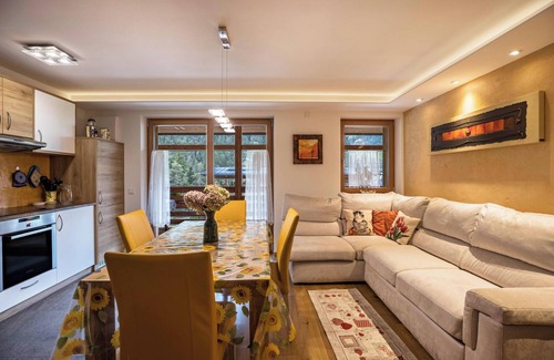 Mareo Apartamento | Apartamento vacacional Linda - Chalet Martina con vistas a la montaña, balcón y terraza