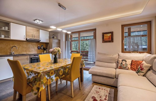 Mareo Apartamento | Apartamento vacacional Linda - Chalet Martina con vistas a la montaña, balcón y terraza