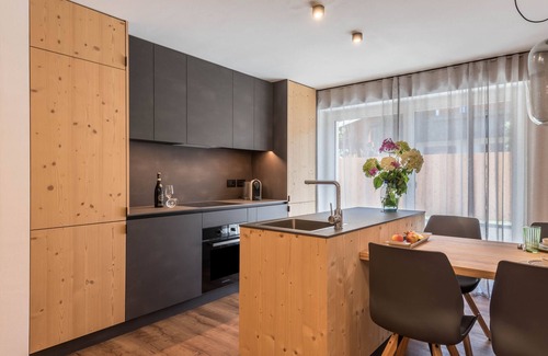 Mareo Apartamento | Apartamento vacacional "Franzl" con vistas a la montaña, terraza privada al aire libre y Wi-Fi