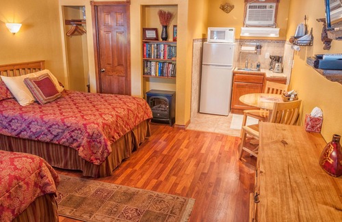 Canyon Lake Cabina | Holiday Lodge on Canyon Lake