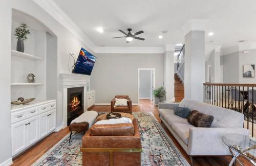Shady Acres Casa | Holiday Luxurious 6BR 3,5BA Wifi And Pool