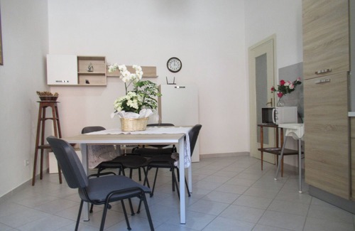 Tonco Apartamento | Monferrato de vacaciones - LE GINESTRE - WI-FI Y PARKING GRATIS