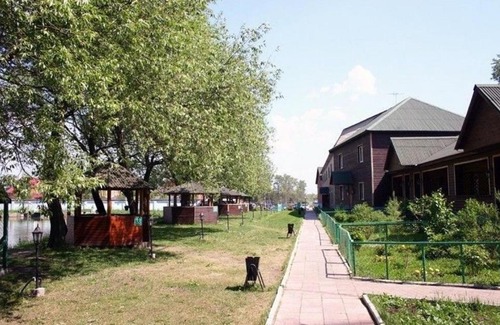 Oktyabrskiy Complejo | Holiday Park Russkaya Rybalka