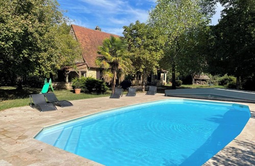 La Roque-Gageac Cabaña | HOLIDAY RENTAL WITH PRIVATE HEATED POOL FOR VACATION IN DORDOGNE