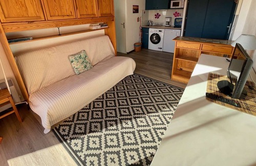 Tamaris Apartamento | Alquiler de vacaciones con piscina y parking privado en Sablettes