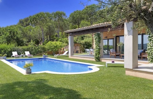 Aiguablava Casa | Alquiler villa con piscina en Begur, Casa de camp
