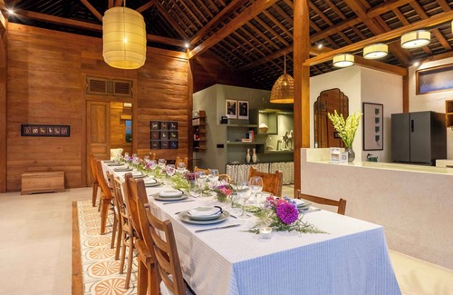 Banjar Semer Villa | Casa de madera favorita de la familia 2BR 5min Seminyak