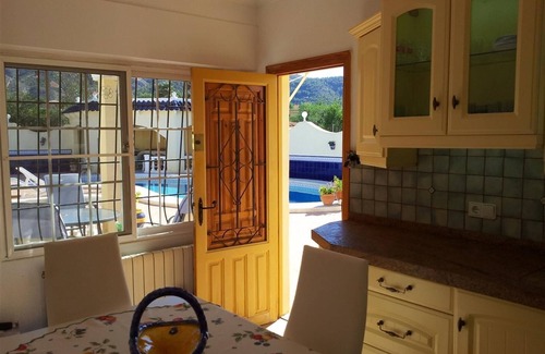 Benidorm Villa | "Holiday villa Albir - Alfaz del Pi" con vistas a la montaña, piscina, A/A y Wi-Fi