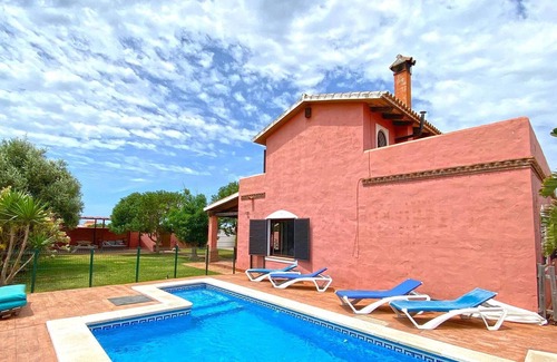 El Palmar Villa | Chalet en El Palmar con piscina privada y cerca de la playa.