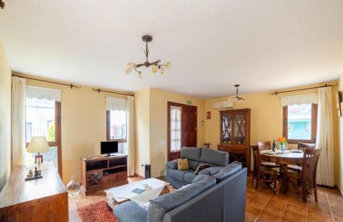 Buenavista del Norte Casa | Holiday villa with pool