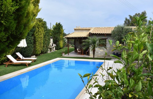 Viannos Villa | villa de vacaciones con piscina privada y jardín en el sur de Creta, cerca de la aldea de Arvi!
