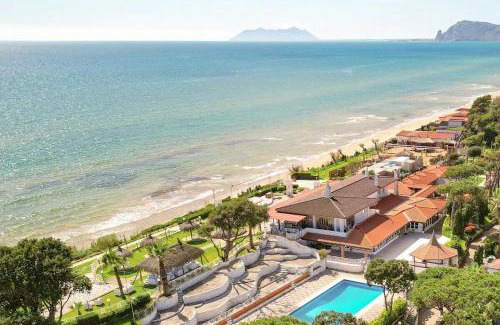 Fondi Complejo | Holiday Village