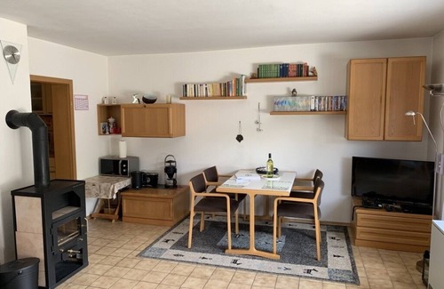 Schwanheim Apartamento | Holiday Waldblick Schwanheim con una gran terraza y vistas impresionantes