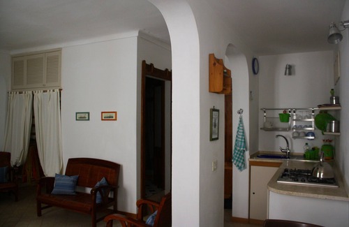 Alghero City Centre Apartamento | FIESTA EN ALGHERO - Tarjeta de hospitalidad (Cod. IUN P0350)