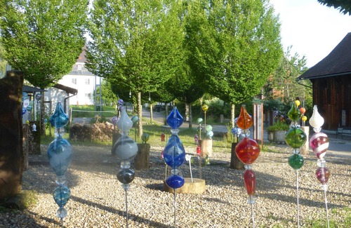 Winterstetten Apartamento | Vacaciones en el elegante apartamento "Kuhstall" en el pueblo de fabricación de vidrio de Schmidsfelden