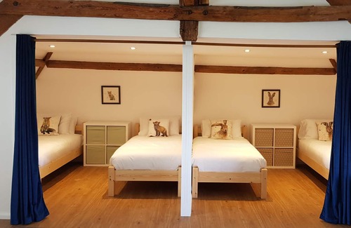 Lignieres-Orgeres Otro | Holidays on the farm: Perfect for families with onsite playground and games room