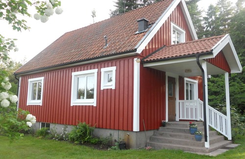 Kristinehamn Casa | Holidays surrounded between forest and pastures - 500 meters from Lake Vänern