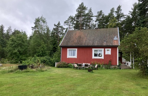 Kristinehamn Casa | Holidays surrounded between forest and pastures - 500 meters from Lake Vänern