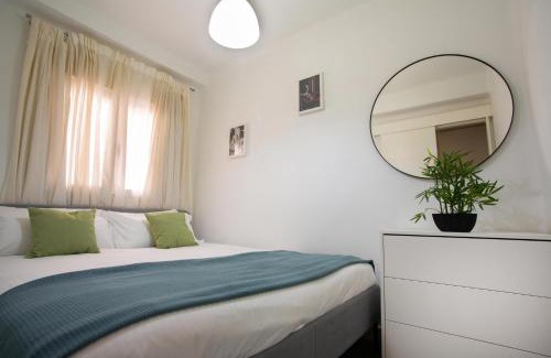 San Felipe Neri Apartamento | Holidays2Malaga Alta City center Renovated 2 bedrooms apartment WiFi