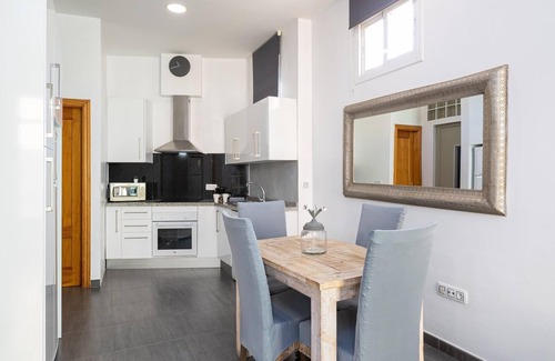 La Merced Apartamento | Holidays2Malaga Dos Aceras