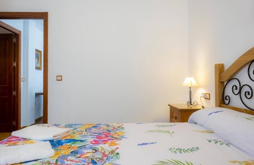 Alora Apartamento | Holidays2Malaga El Chorro - Apartments 2 bedroom with share pool, garden & more