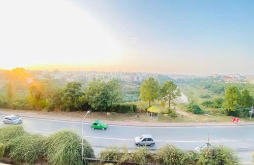 Rawalpindi Apartamento | Holidazzle Serviced Apartments Bahria Town