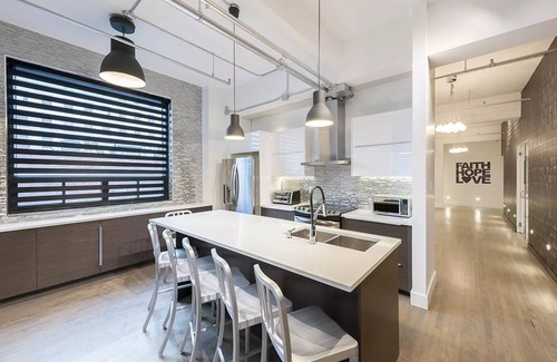 Downtown Montreal Apartamento | Holland Hotel by Simplissimmo