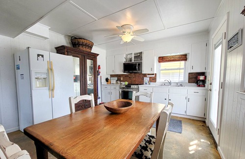 Topsail Beach Casa | Holler – Cozy Stays & Beachy Days
