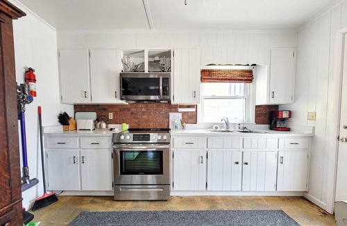 Topsail Beach Casa | Holler – Cozy Stays & Beachy Days