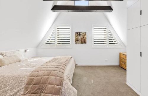 Kelvin Heights Casa | Holly Court Haven