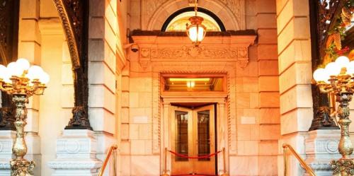 Lahore Apartamento | Holly family Hotel