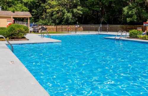 Sapphire Casa | Holly Forest Hideaway